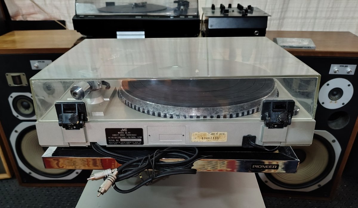 jvc-ql-a5
